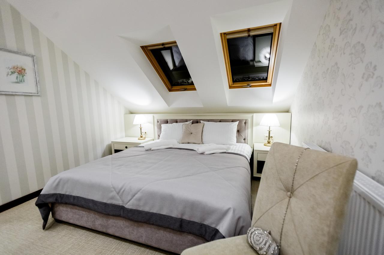 Galant Hotel Трускавец Екстериор снимка