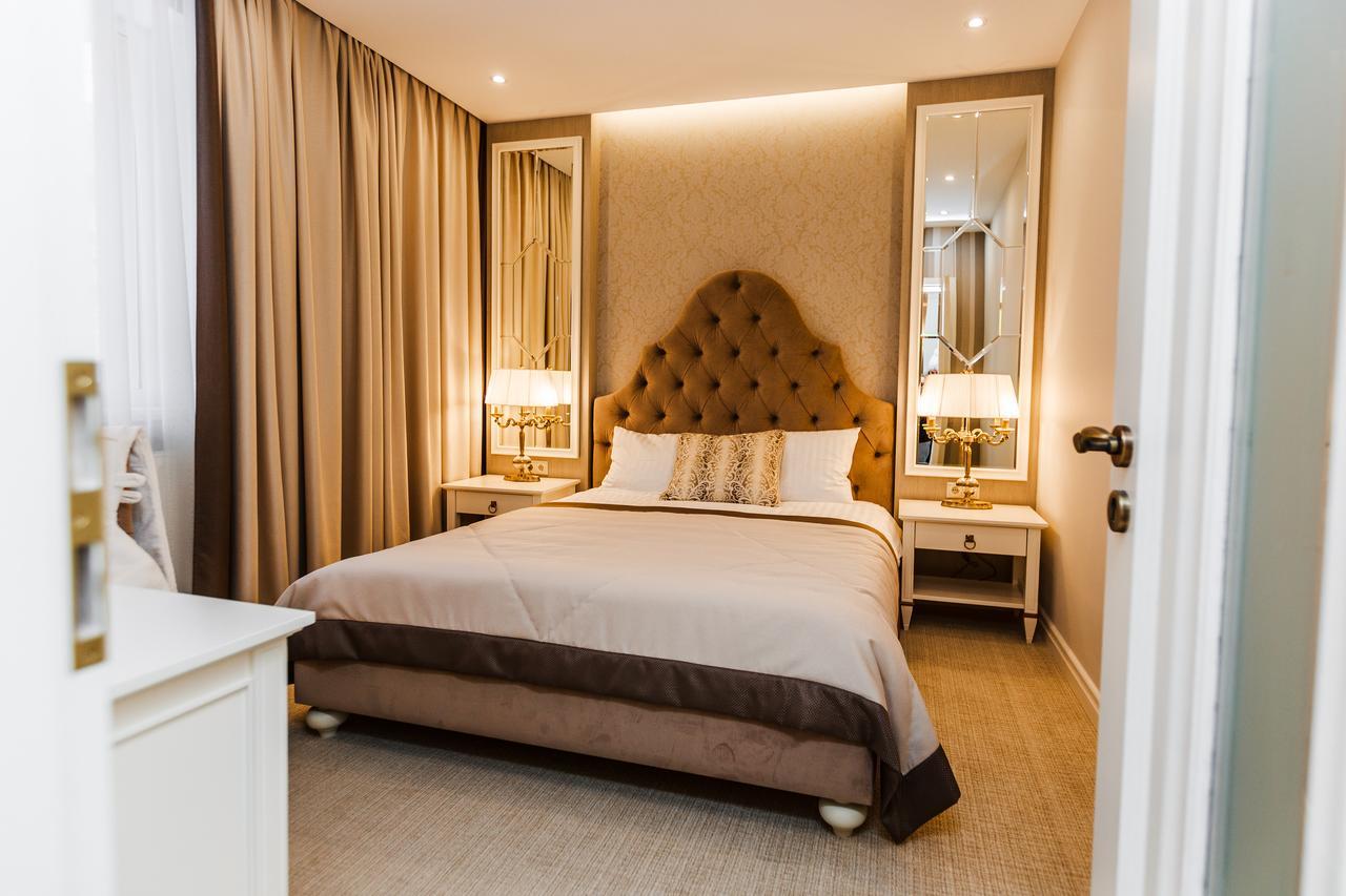 Galant Hotel Трускавец Екстериор снимка