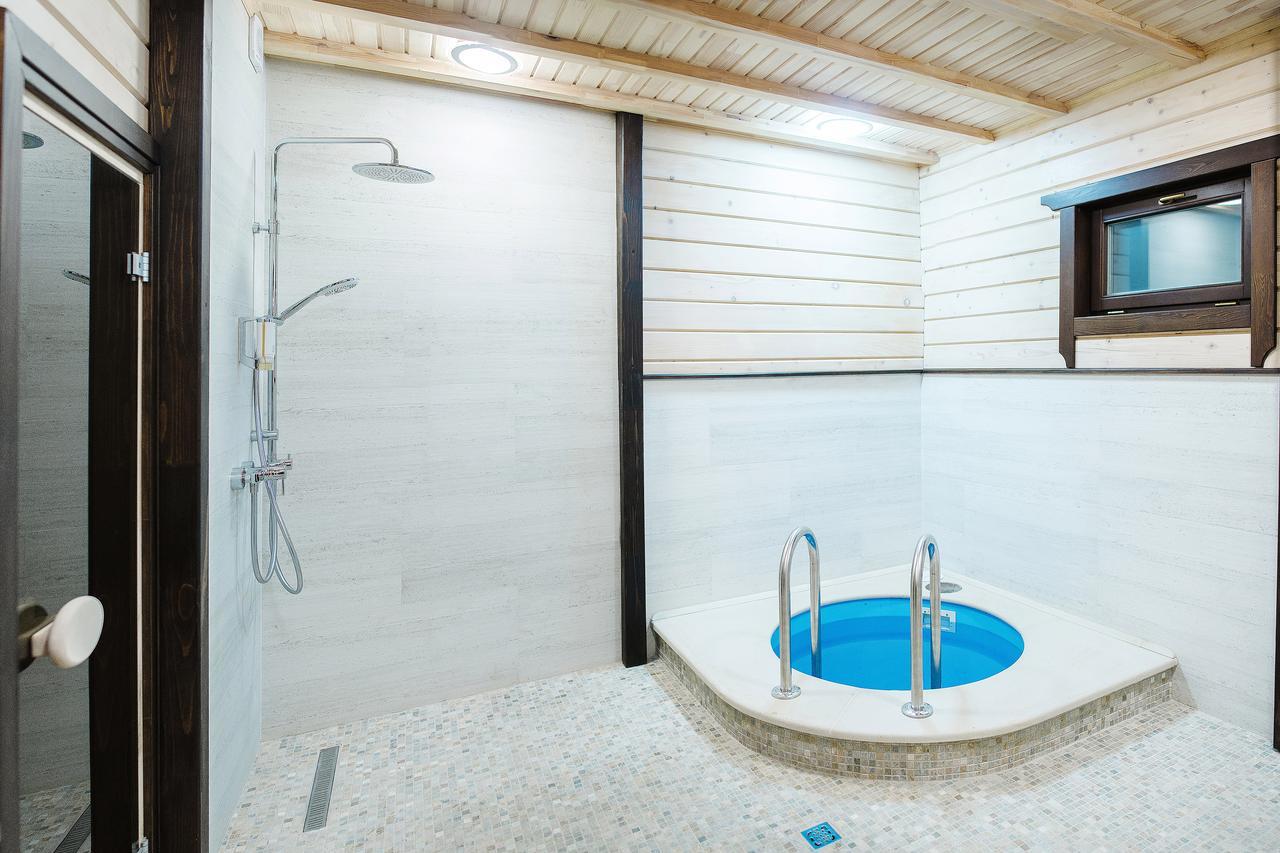 Galant Hotel Трускавец Екстериор снимка