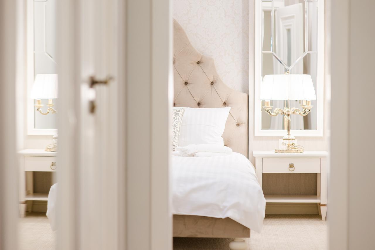Galant Hotel Трускавец Екстериор снимка